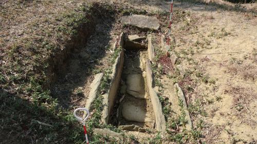 box-style stone coffin