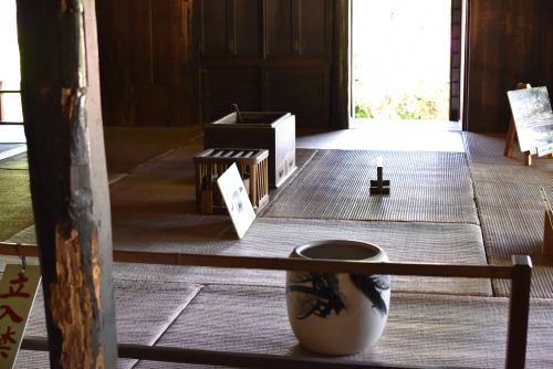 the Tanimura family's house (2)